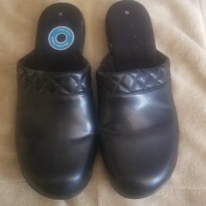 Black slip on dress shoes. Ladies Size 10.